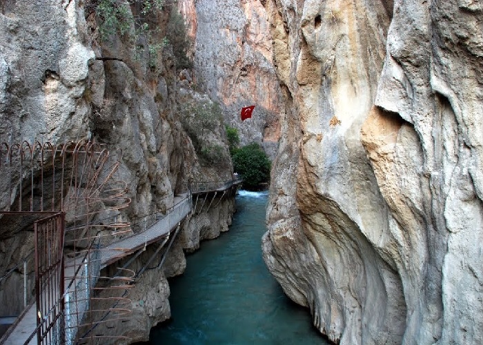 Icmeler: Fethiye Tour With Saklikent Gorge & Blue Lagoon - Image 8