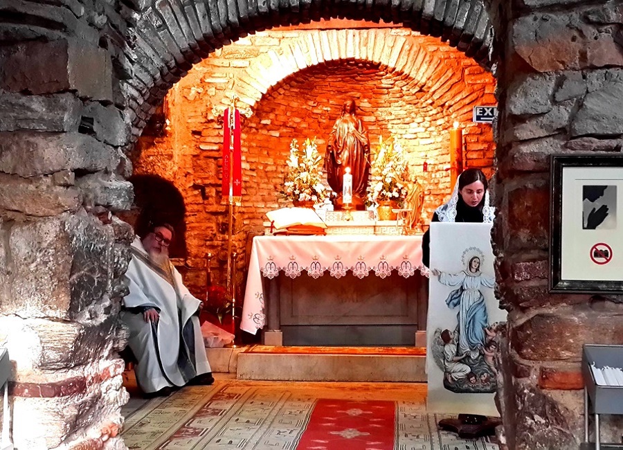 Explore Ephesus on a full-day tour - Image 4