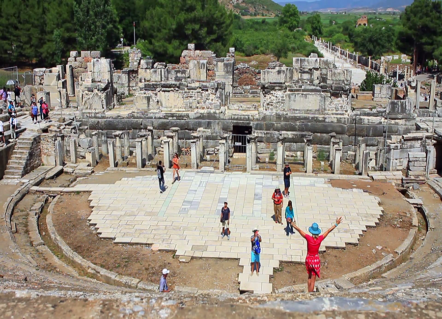 Explore Ephesus on a full-day tour - Image 9