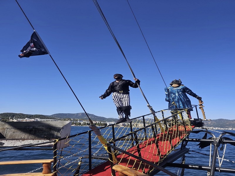 Full Day Pirate Boat Tour in Marmaris with Lunch - Image 12