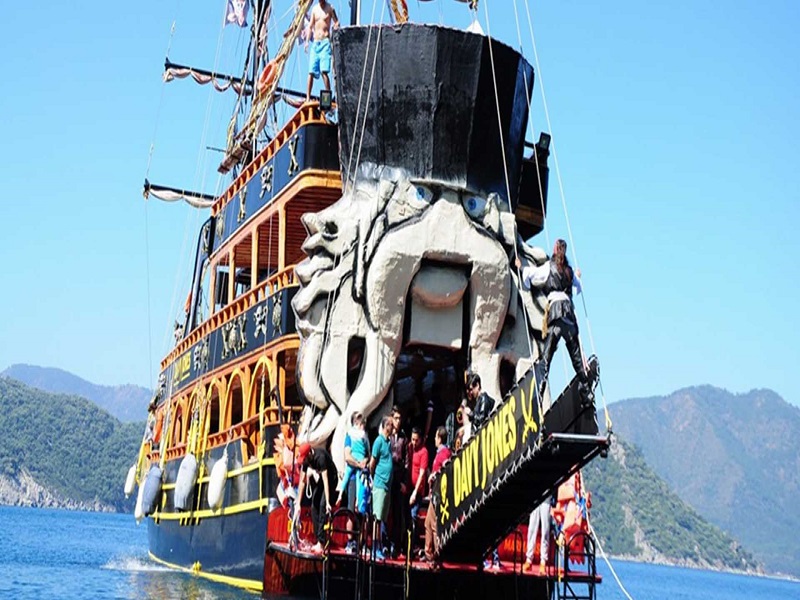 Full Day Pirate Boat Tour in Marmaris with Lunch - Image 1