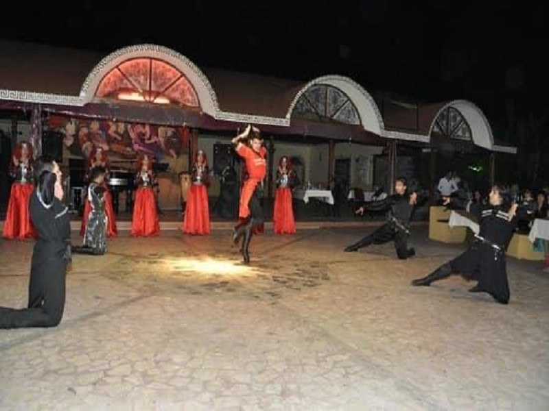 "1001 nights" oriental Turkish Night entertainment with dinner in Icmeler - Image 5