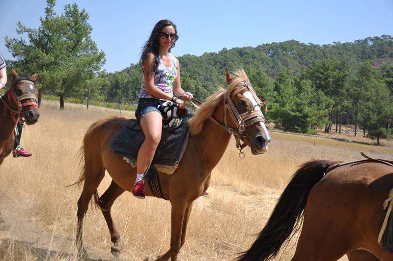 Конные приключения в Кемере: прогулка по живописным уголкам природы. - Image 1