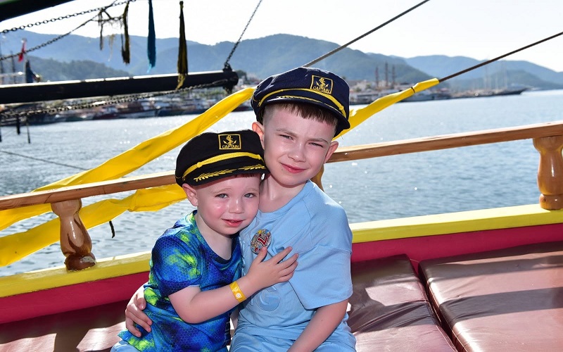 Marmaris Mama Mia Korsan Tekne Turu | Eğlence ve Mavi Yolculuğun Buluşma Noktası - Fotoğraf 7