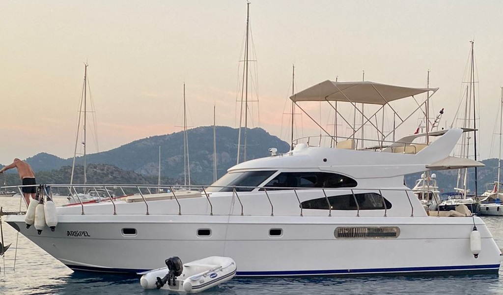 Discover the bays and coastline of Marmaris on a private boat - Image 1