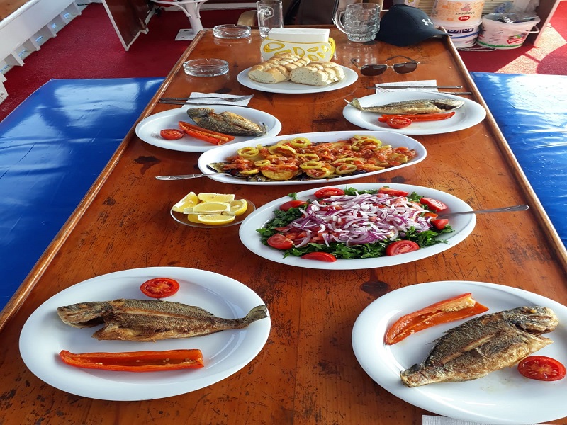 Marmaris: Öğle Yemeği ve Alkolsüz İçecekler Dahil Özel Tekne Turu 3 - Image 6