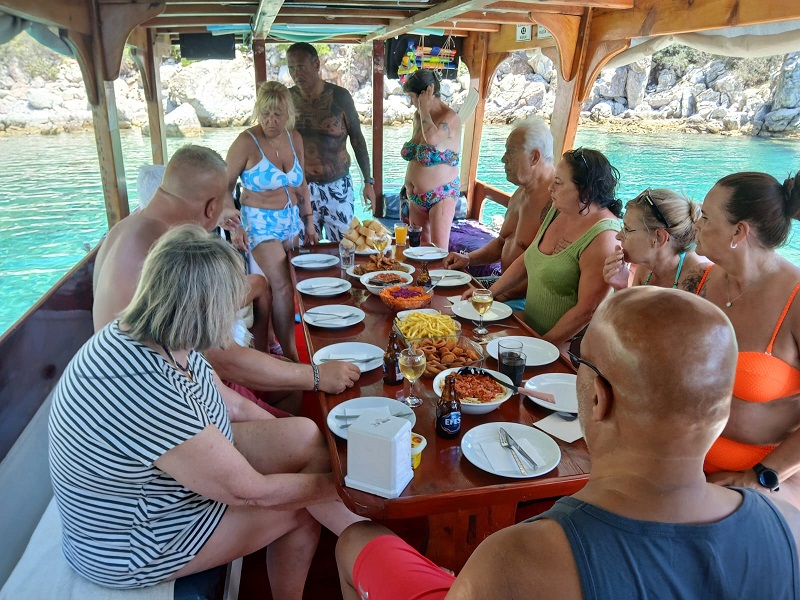 Marmaris: Öğle Yemeği ve Alkolsüz İçecekler Dahil Özel Tekne Turu 3 - Image 9